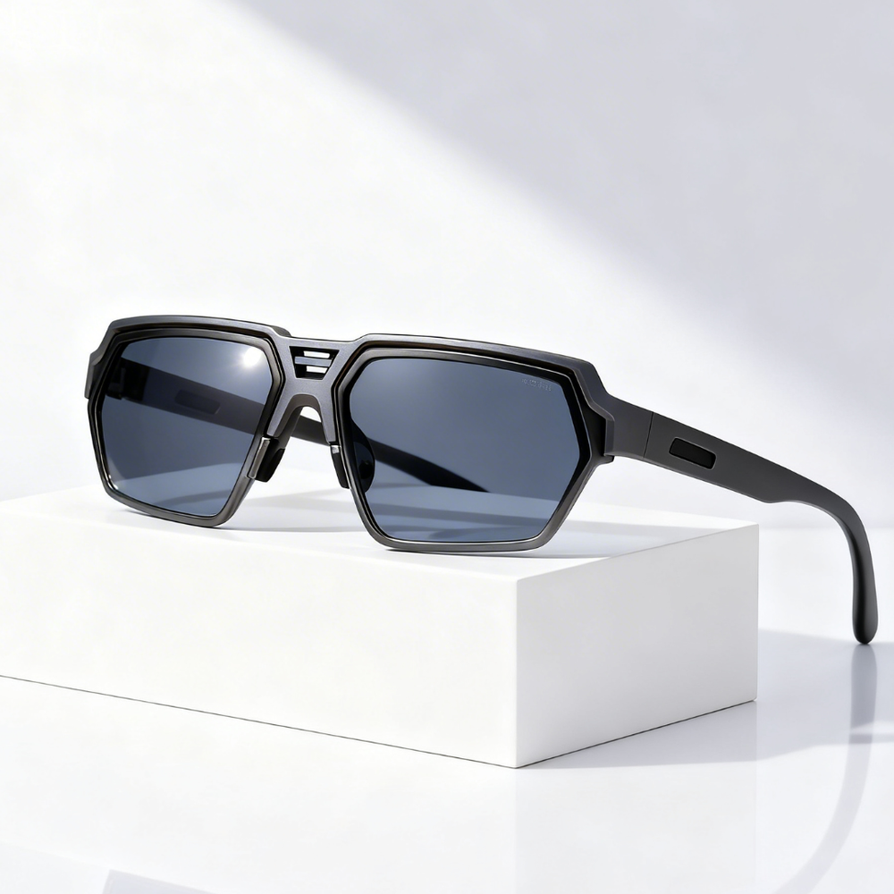 Strata Sunmasters — side view