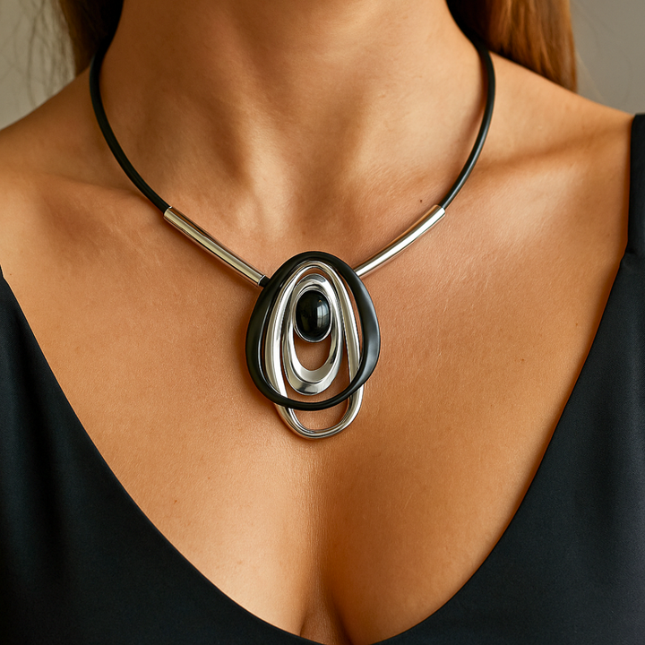 Aurora Rogue Necklace