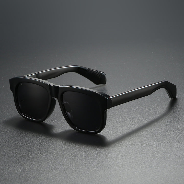 Delta Verge Shades
